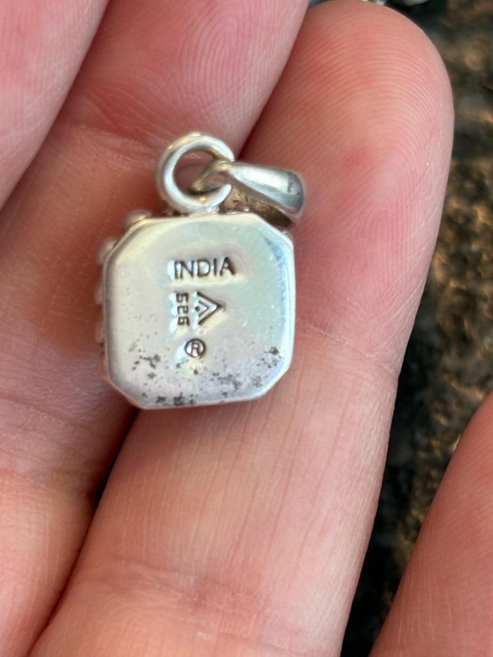 Silpada 925 Sterling Silver & Mother-of-Pearl Button Frame Ring and Pendant Set - Picture 3 of 3